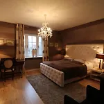 Luxury Garden Villa With Spa