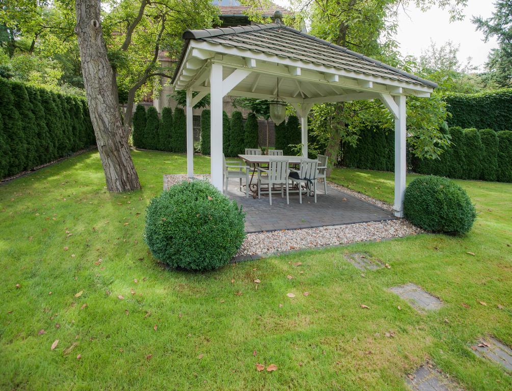 Apartament Luxury Garden With